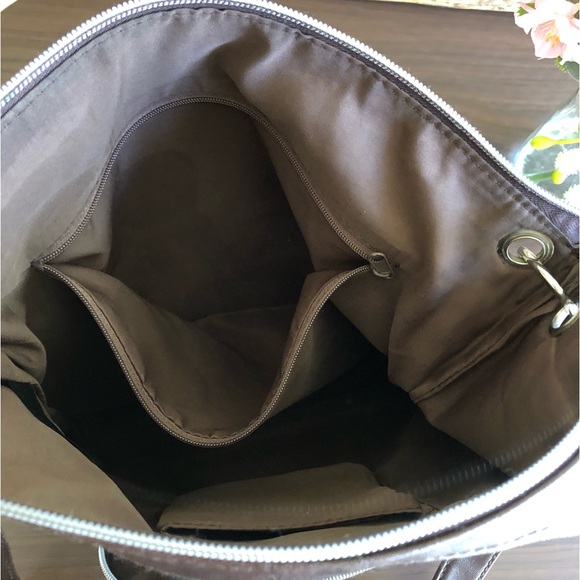 KIM ROGERS CROSSBODY BAG - Picture 8 of 11